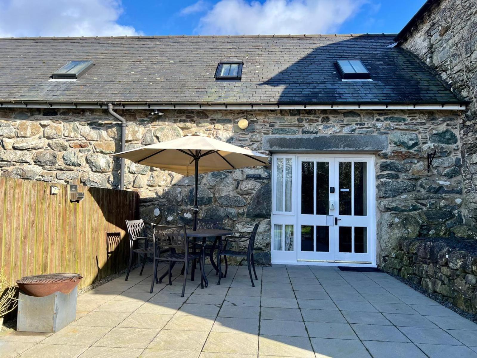 Guest house Dolgun Uchaf Historic And In Snowdonia 4*
