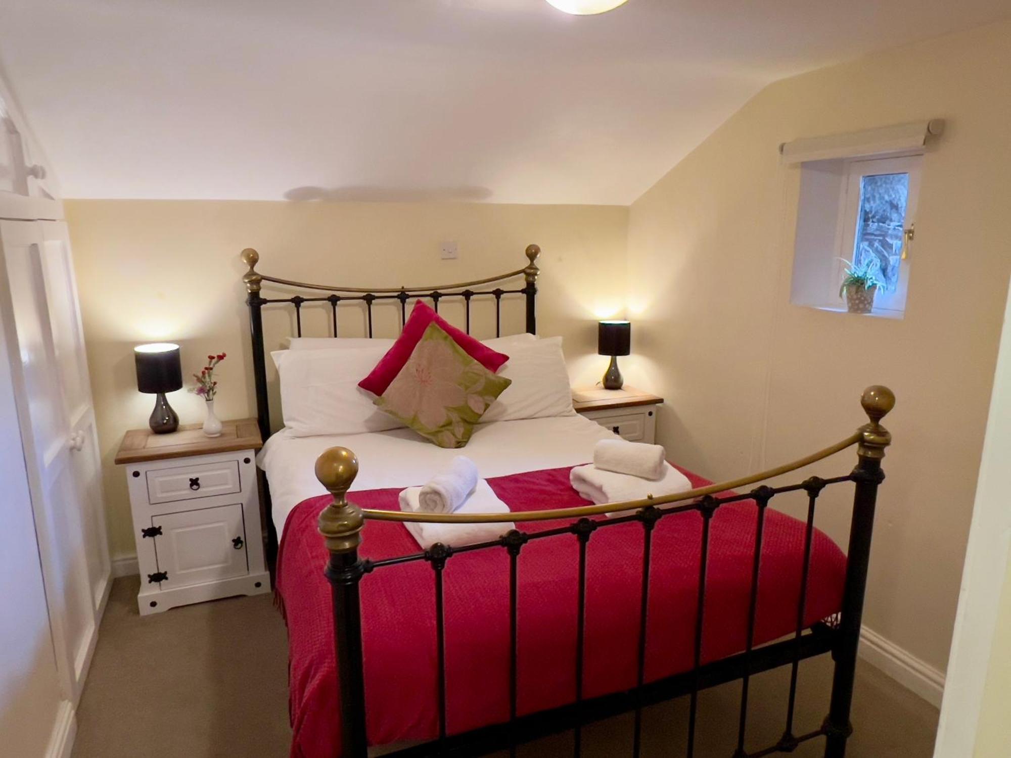 Dolgun Uchaf Historic And In Snowdonia Guest house Dolgellau