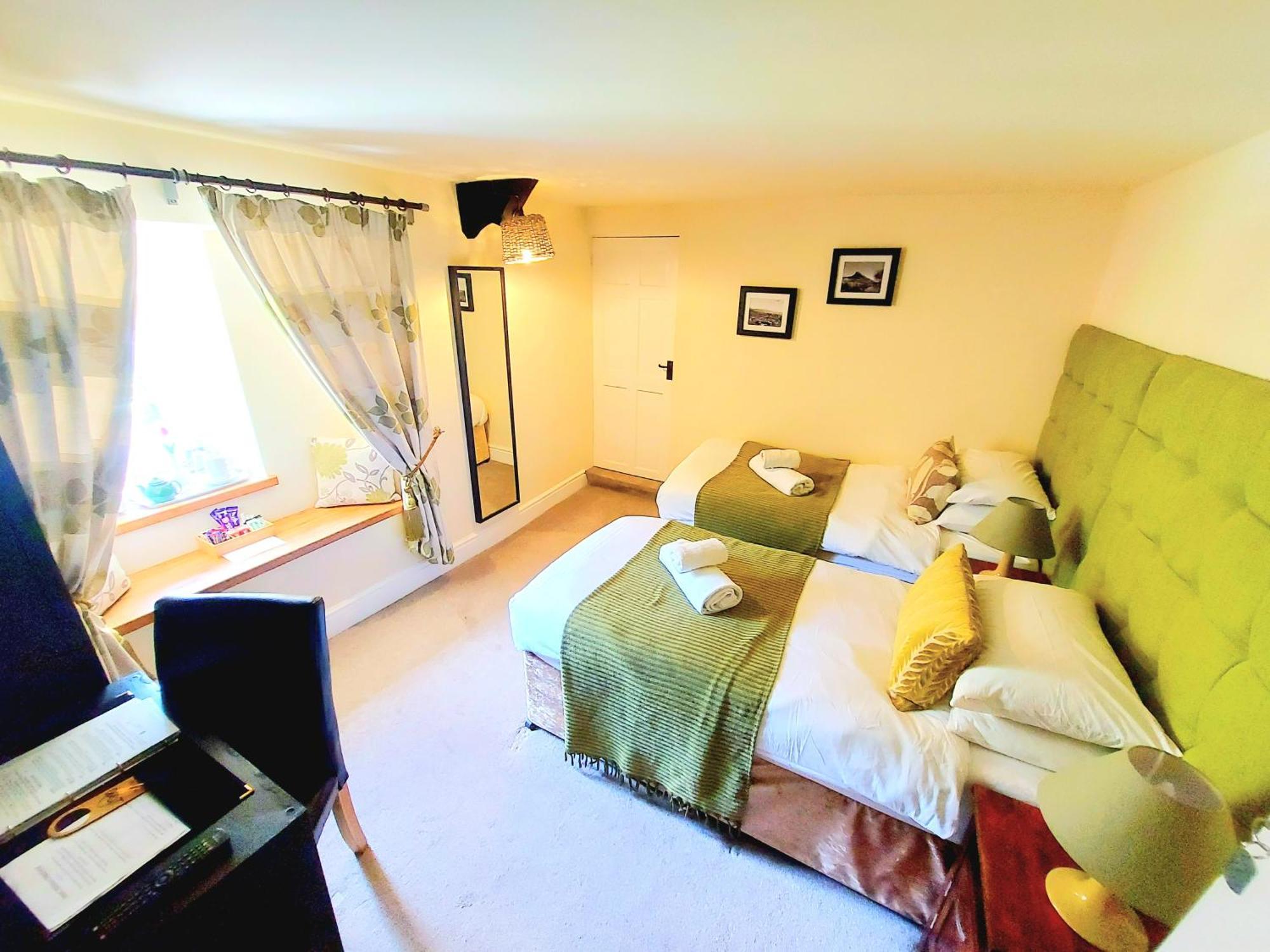 Guest house Dolgun Uchaf Historic And In Snowdonia 4*