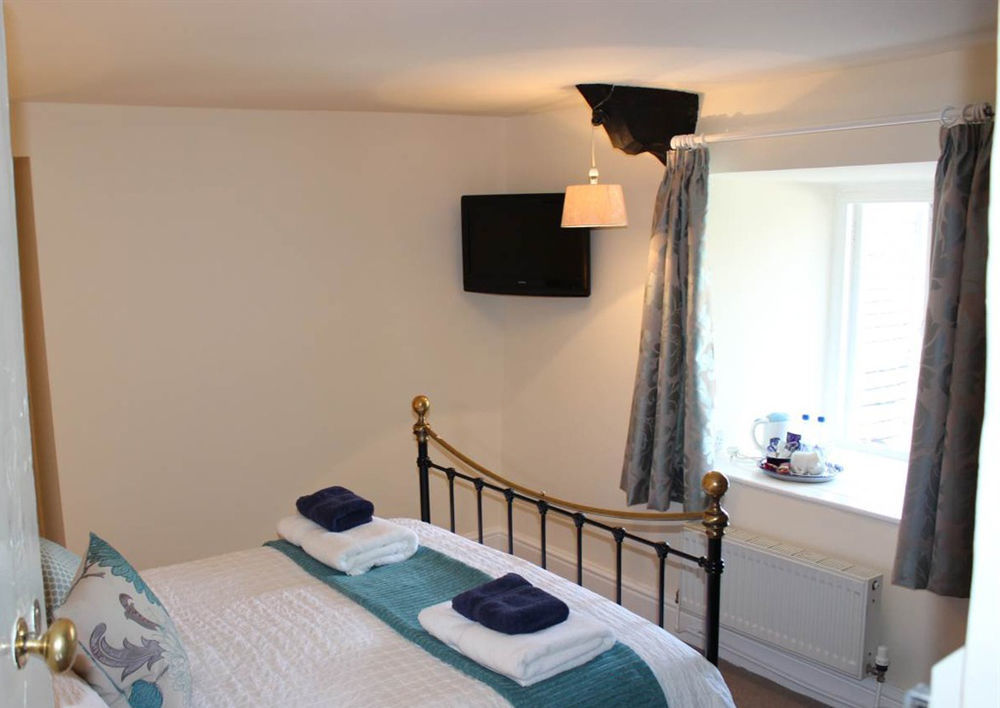 Dolgun Uchaf Historic And In Snowdonia 4*